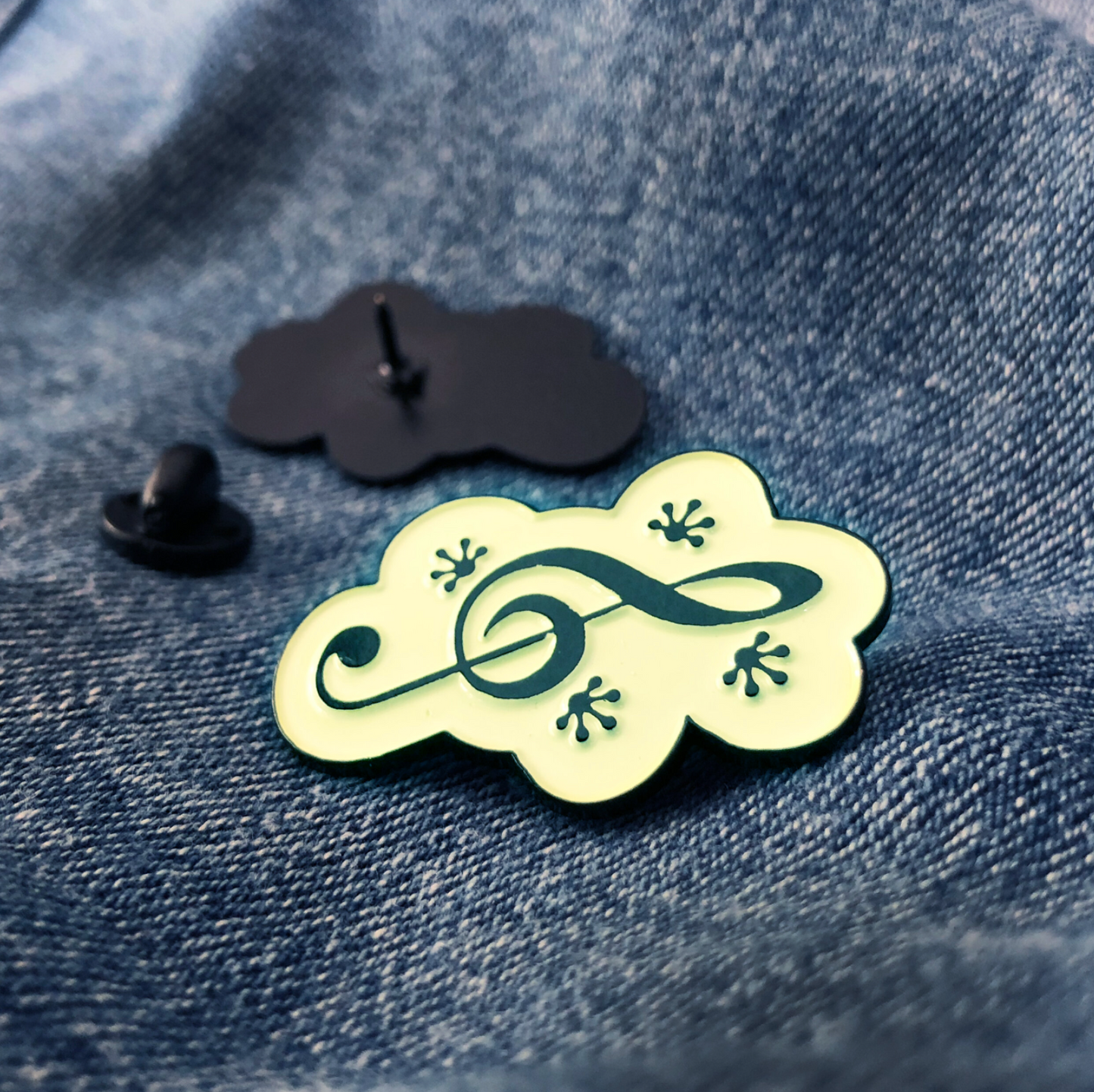 The Lizard Pin